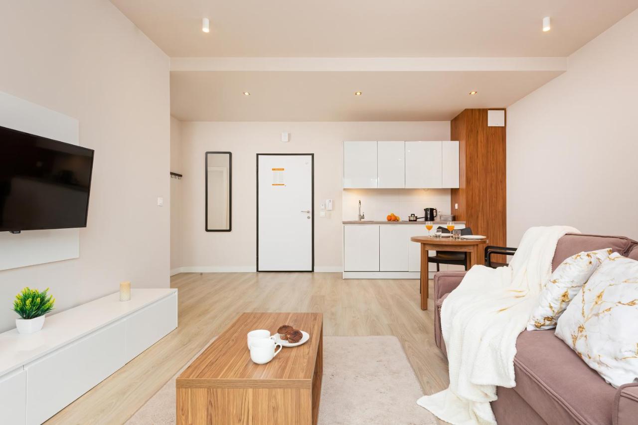 Apartments Warsaw Magazynowa By Noclegi Renters ภายนอก รูปภาพ