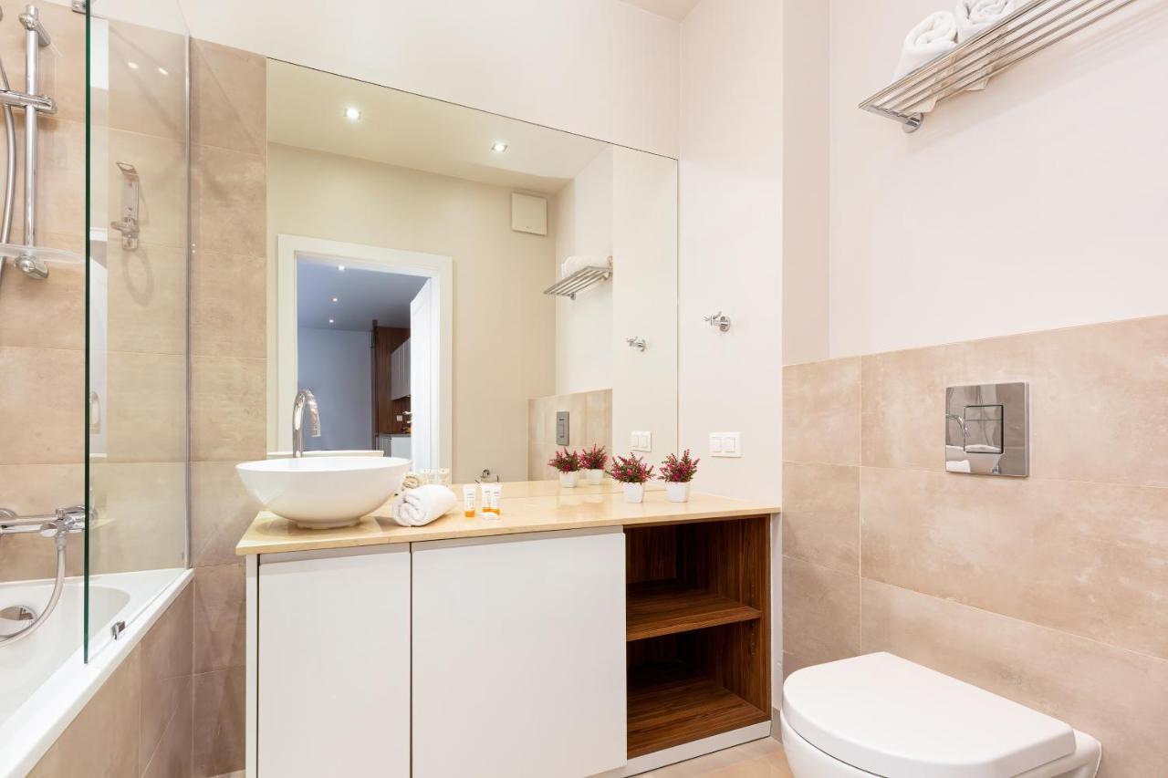Apartments Warsaw Magazynowa By Noclegi Renters ภายนอก รูปภาพ
